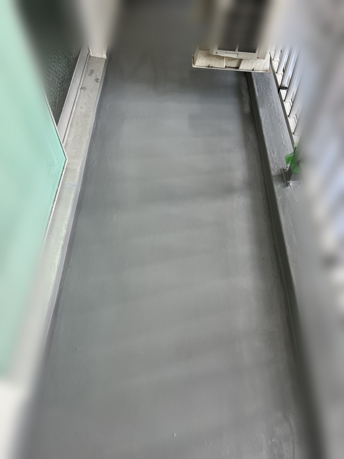 松山市 ベランダの防水改修工事（ゴムシート防水からウレタン防水へ）